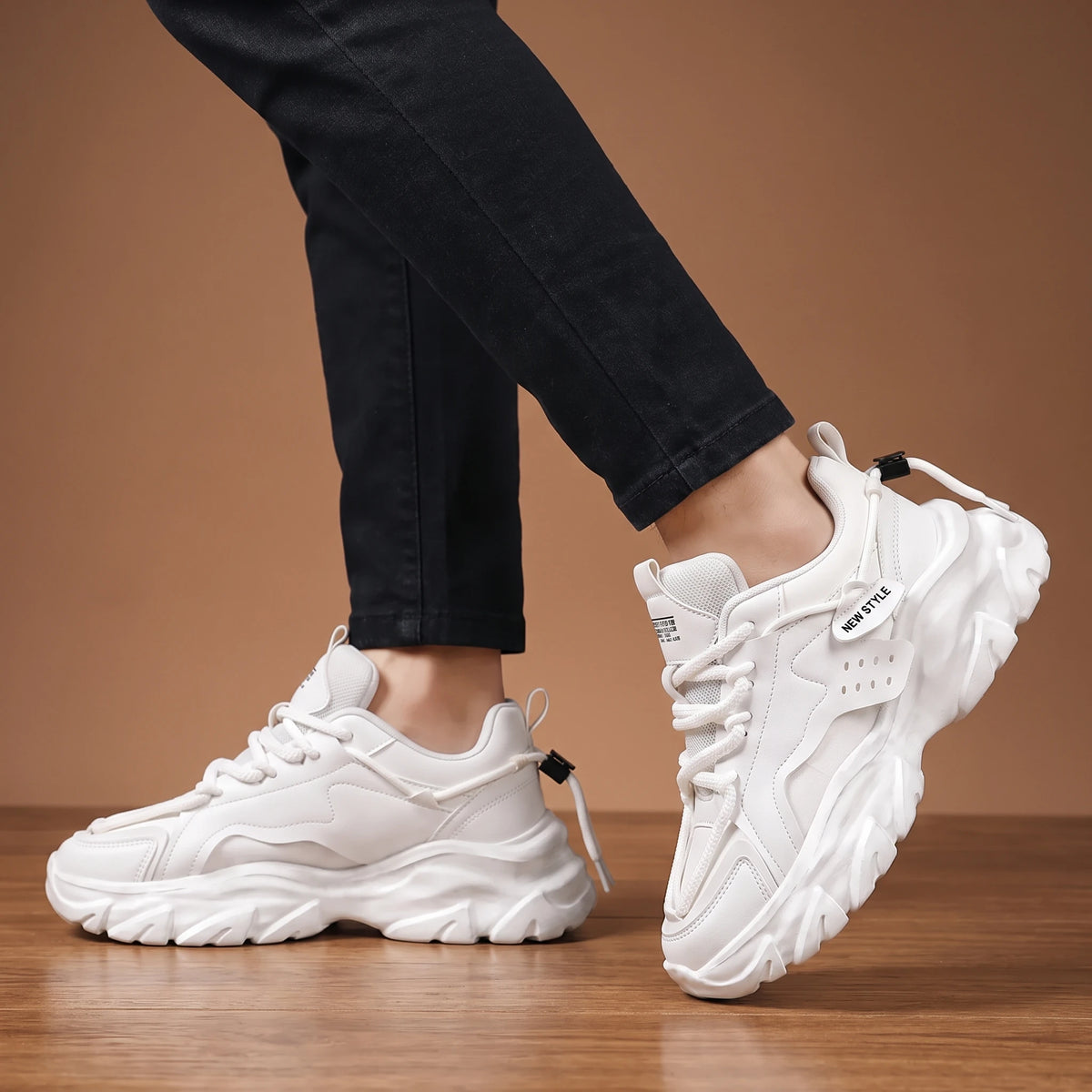 SPORTY CHUNKY SNEAKERS
