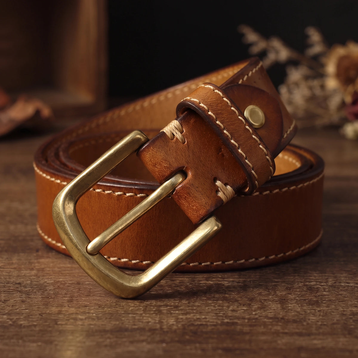 VINTAGE COWHIDE BELT