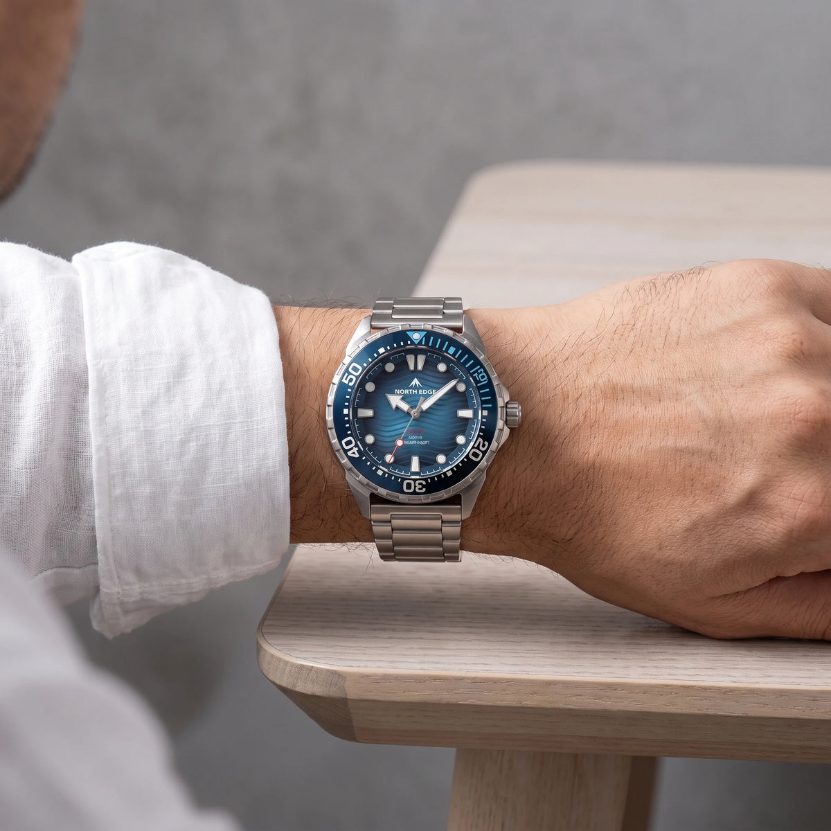 WAVE DIAL DIVER WATCH worn