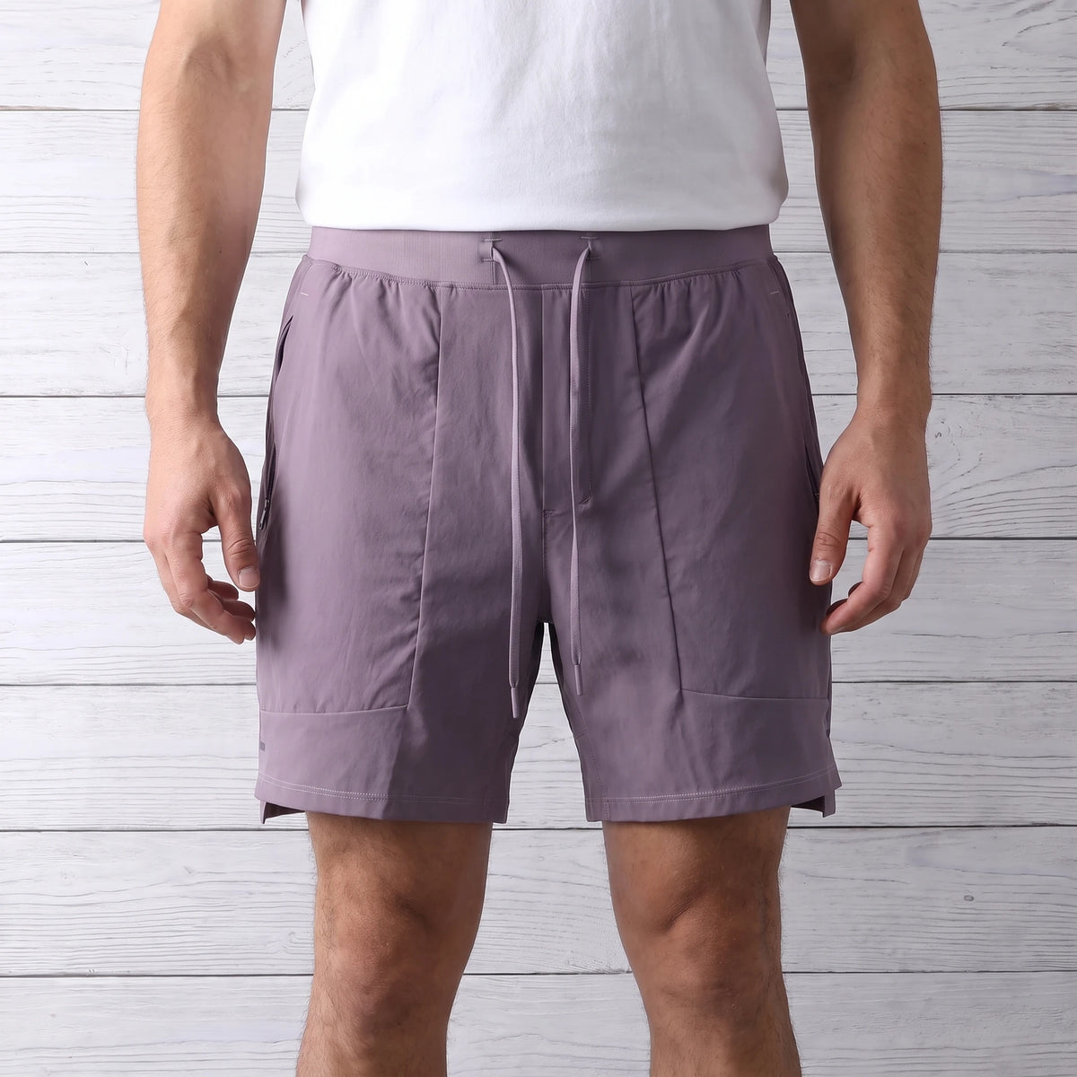 STRETCH TRAINING SHORTS worn