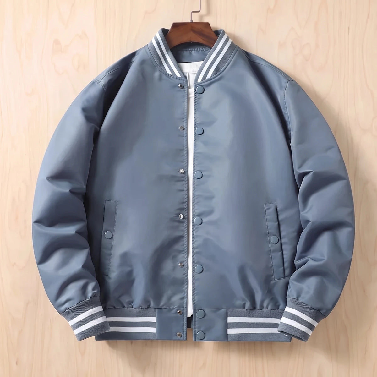 CLASSIC BOMBER JACKET