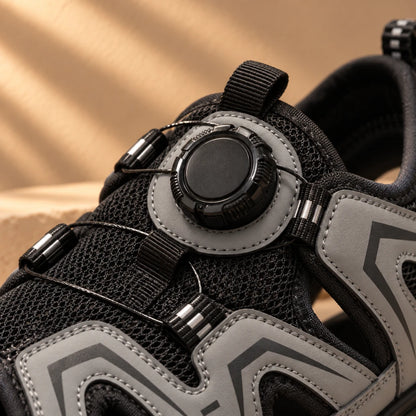 CLOSED TOE SANDALS