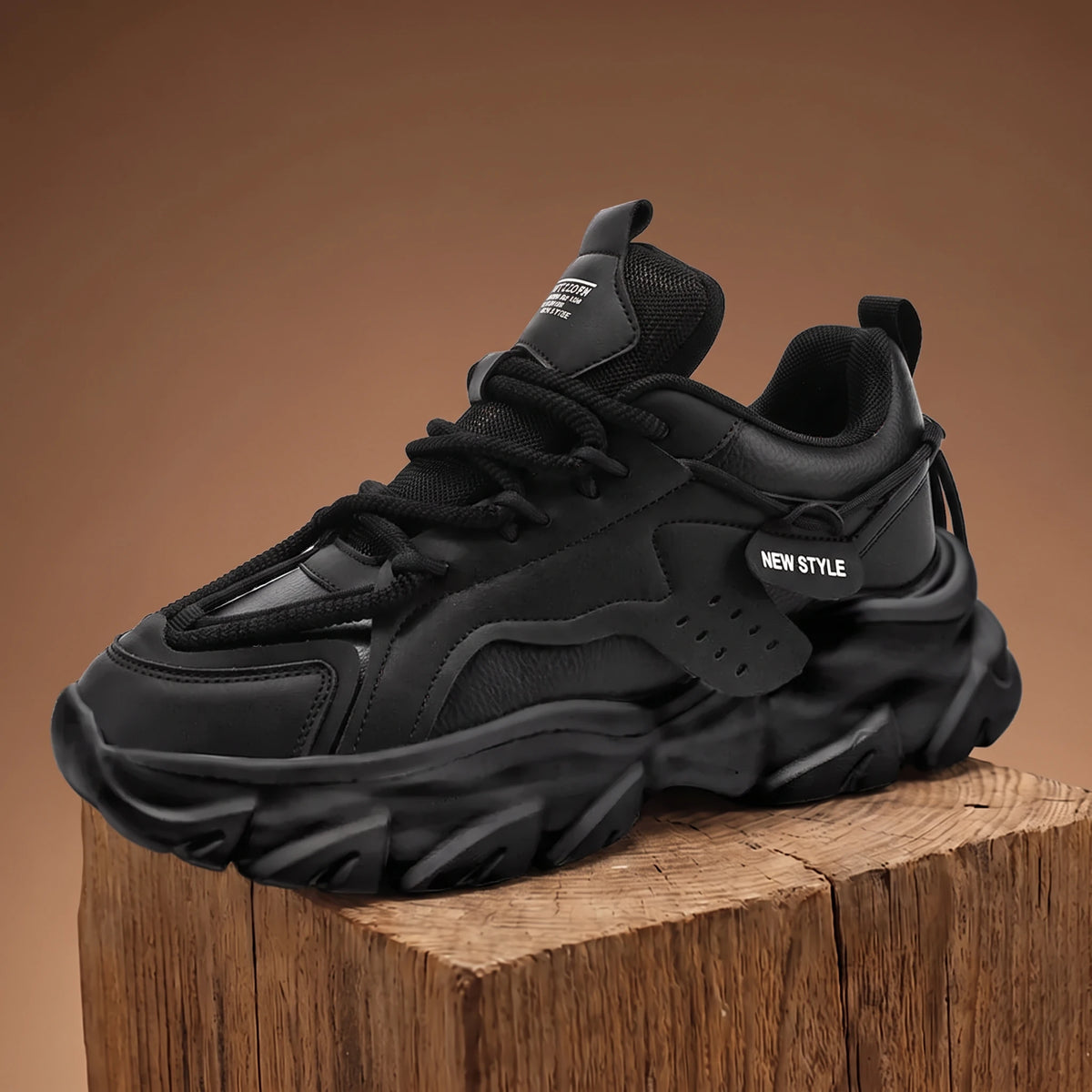SPORTY CHUNKY SNEAKERS