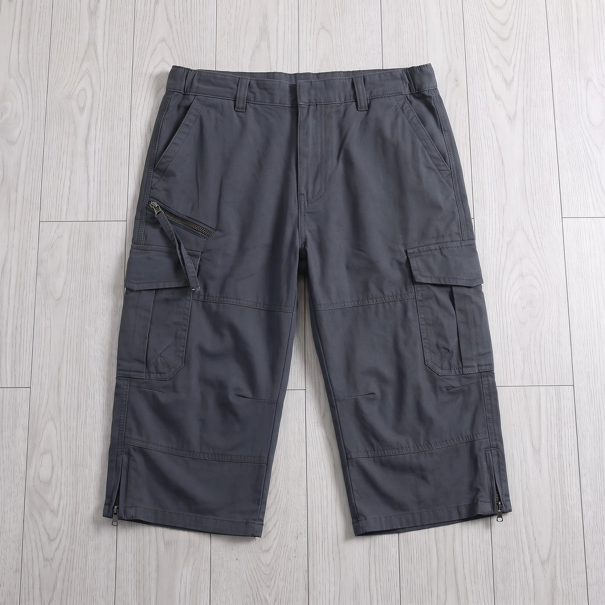CARGO CAPRI SHORTS Grey