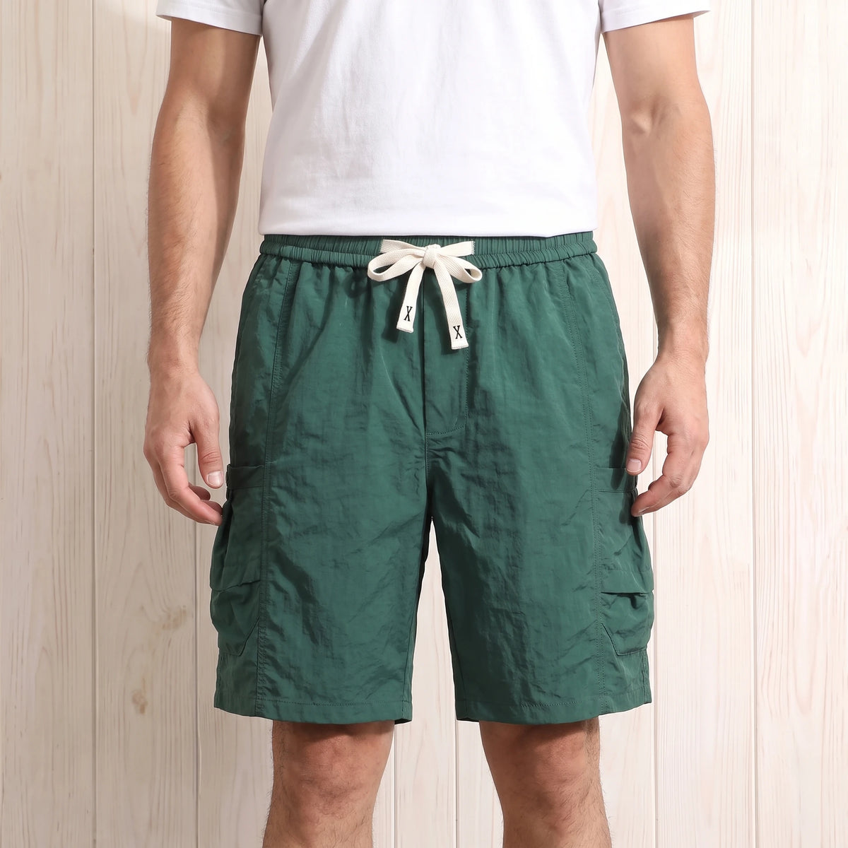 SNAP POCKET CARGO SHORTS worn