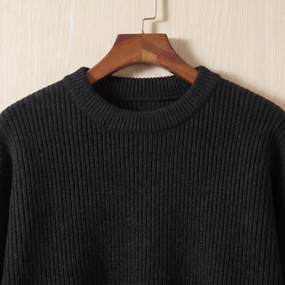 THICK KNIT CREW SWEATER close-up of the ribbed crew neck