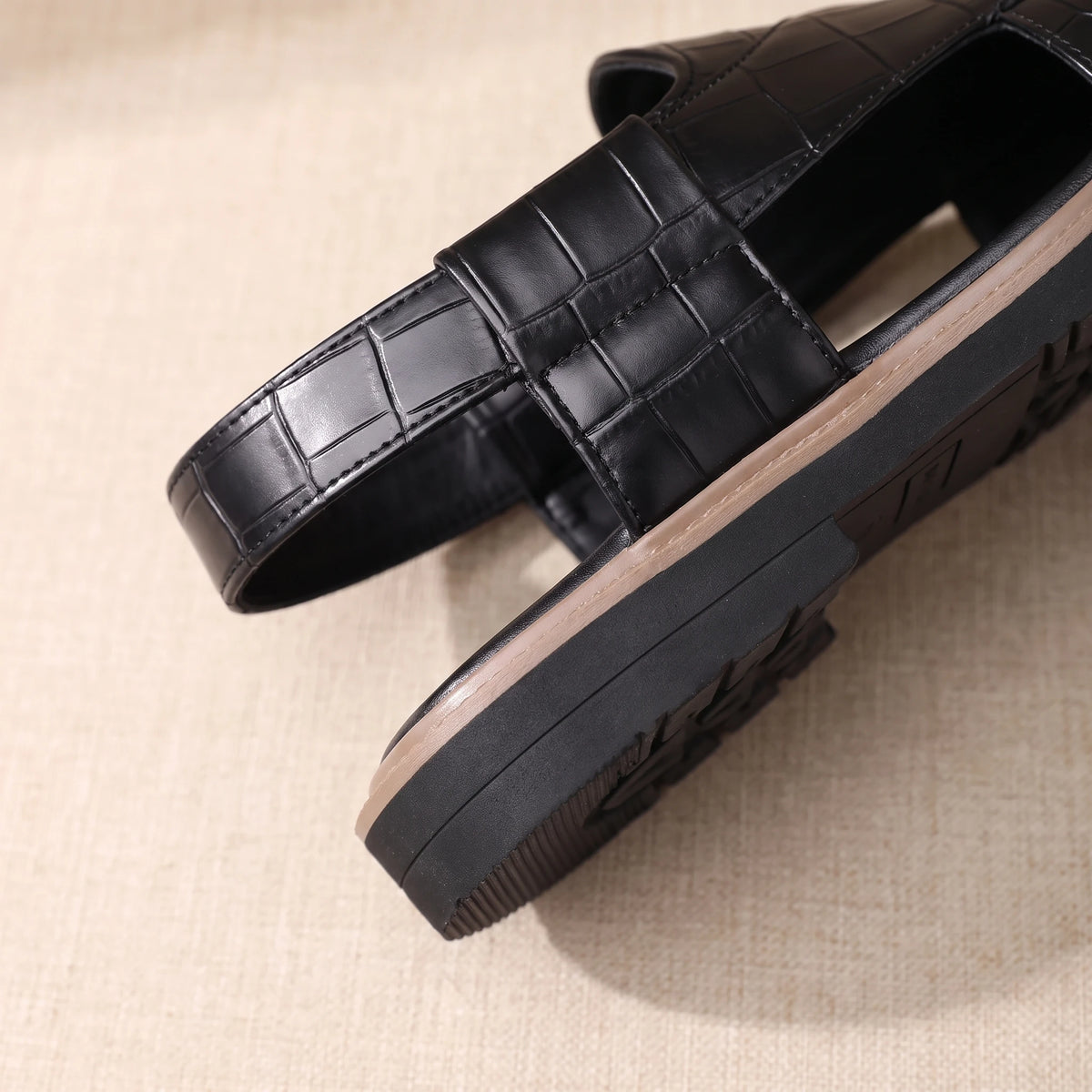 CROC EMBOSSED SANDALS heel and sole close-up