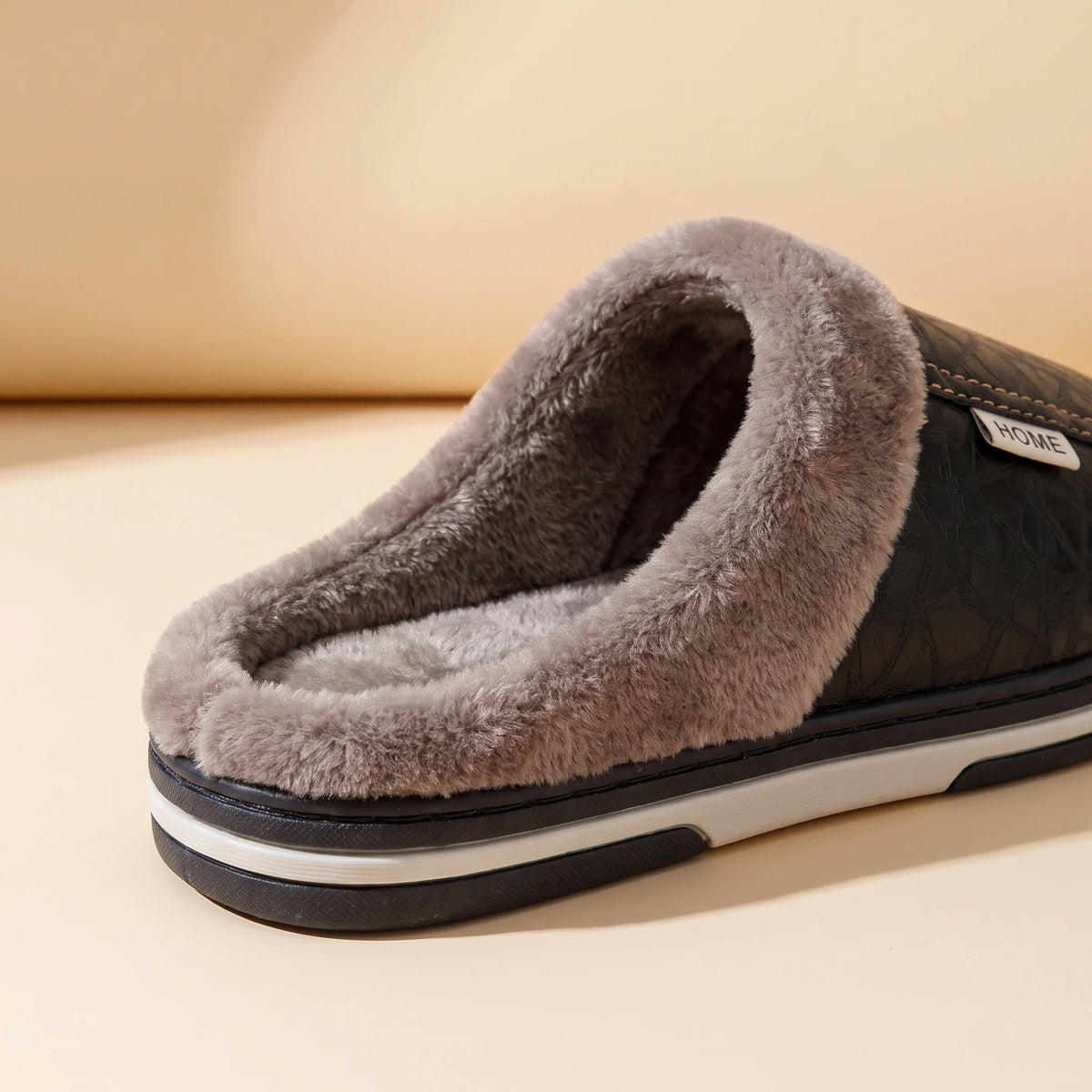 WARM FLEECE SLIPPERS fleece collar close-up